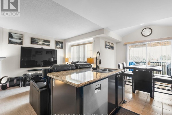 Foyer - 57 Harbourside Drive, Whitby, ON L1N0H5 Photo 5