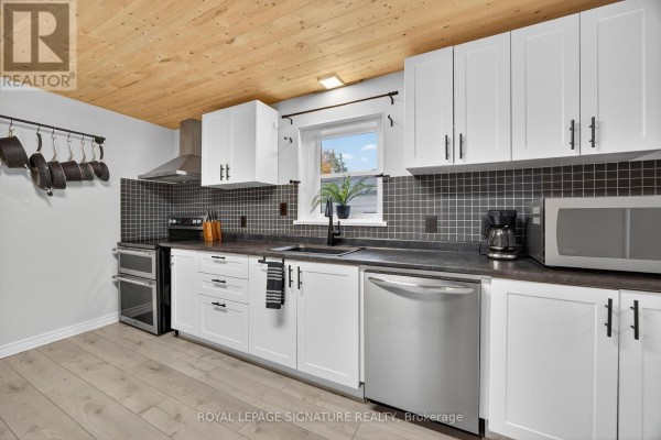 57 Maria Street, Penetanguishene, ON, photo 3