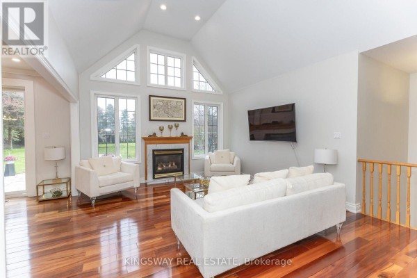 Den - 57 Mcmullen Drive, Whitchurch Stouffville, ON L4A7X4 Photo 4
