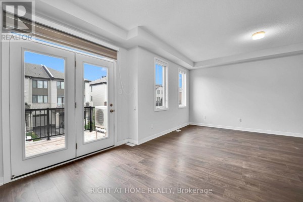 Foyer - 57 Placette Stitch Mews, Ottawa, ON K0A2Z0 Photo 5