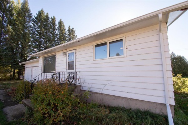 Primary Bedroom - 57 Saskatchewan Street, Strathclair, MB R0J2C0 Photo 3
