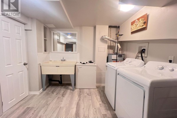 57 Starview Drive, Toronto, ON M9M1K7 Photo 5