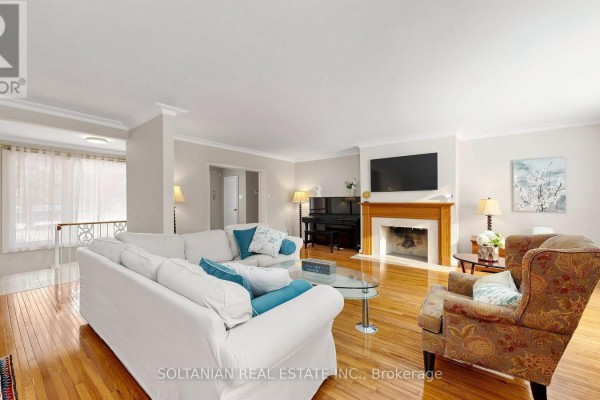 57 Sumner Heights Drive, Toronto, ON, photo 3