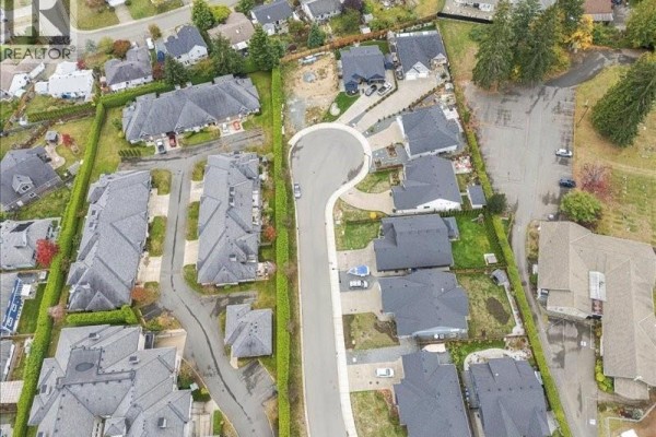 57 Sun West Pl, Parksville, BC V9P2W9 Photo 2