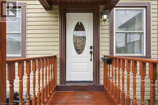 Foyer - 57 Tisdale Street N, Hamilton, ON L8L5M3 Photo 4