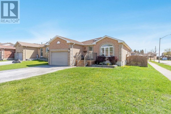 57 Wessenger Drive, Barrie, ON, photo 3