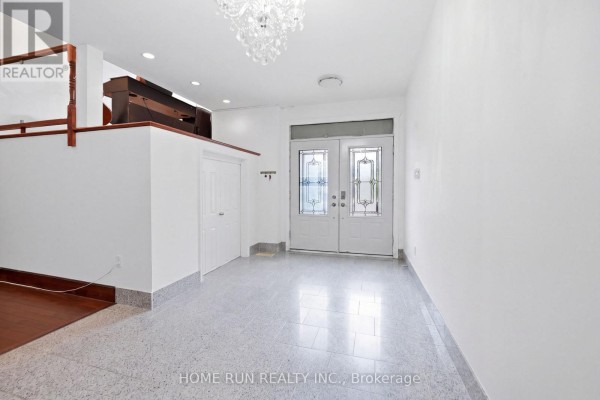 57 Willow Street, Ottawa, ON K1R6V7 Photo 4