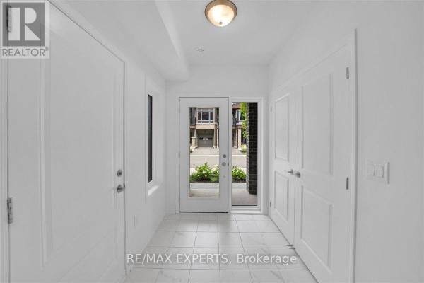 Eating area - 57 Wyn Wood Lane, Orillia, ON L3V8P6 Photo 4