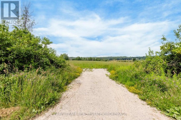570 Curry Road, Penetanguishene, ON L9M2C8 Photo 5