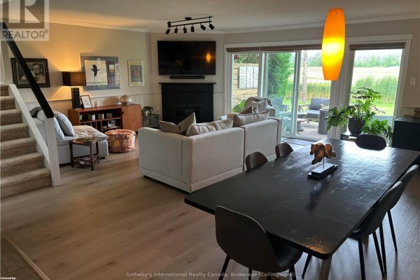 Living room - 570 Oxbow Crescent, Collingwood, ON L9Y5B4 Photo 4