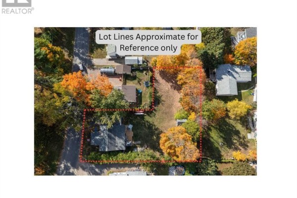 570 Pinedale Road, Gravenhurst), ON P1P1M1 Photo 2