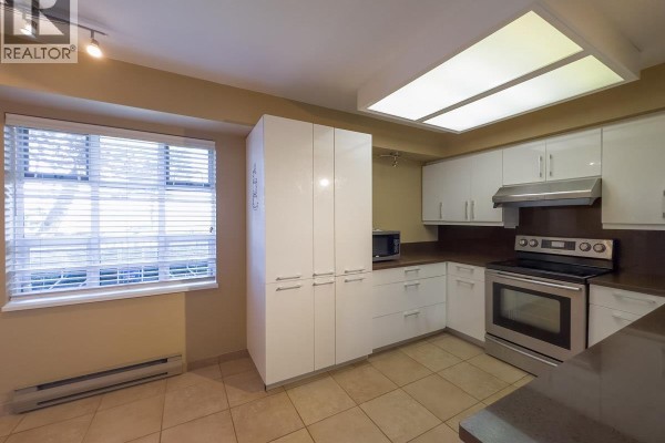 5700 Arcadia Road, Richmond, BC, photo 3