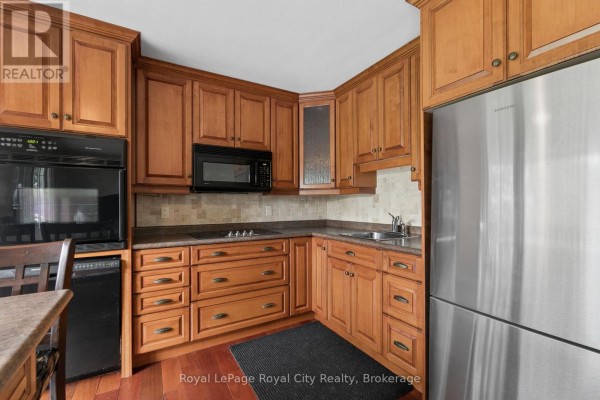 Dining room - 5700 Highway 6, Guelph/eramosa, ON N1H6J7 Photo 4
