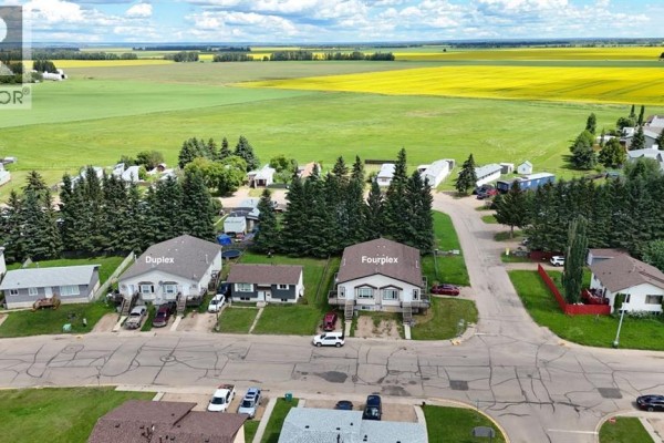 5701,5703 Evergreen Drive, High Prairie, AB T0G1E0 Photo 3
