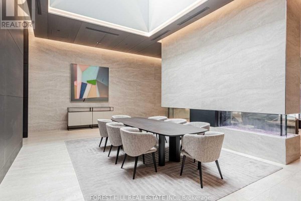 Living room - 5702 - 2221 Yonge Street, Toronto, ON M4S2B4 Photo 2
