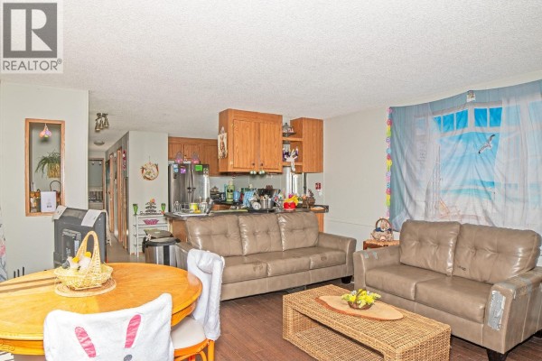Bedroom - 5702 Bertha Road, Kitchener, BC V0B1W1 Photo 3
