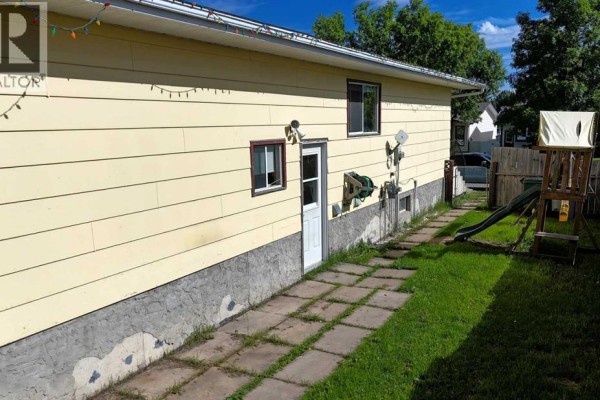 5704 Westhaven Drive, Edson, AB, photo 3