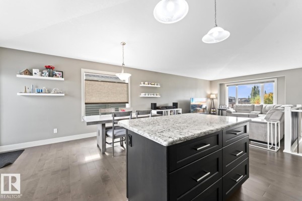 Family room - 5705 49 St, Cold Lake, AB T9M0E8 Photo 4