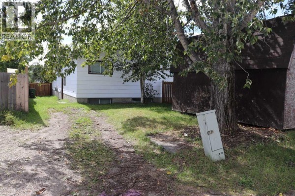 5706 West Haven Drive, Edson, AB, photo 3