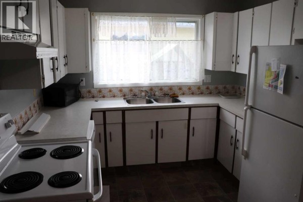 4pc Bathroom - 5706 West Haven Drive, Edson, AB T7E1J6 Photo 5