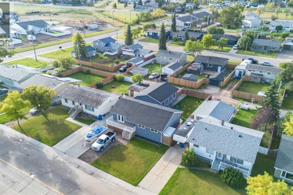 5707 46 Avenue, Stettler, AB, photo 2