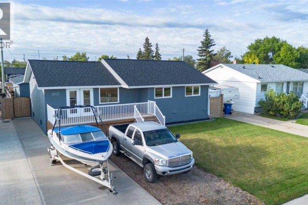 5707 46 Avenue, Stettler, AB, photo 3