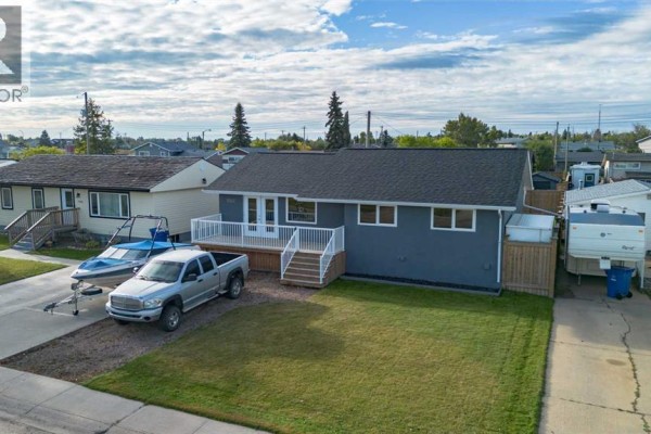 Laundry room - 5707 46 Avenue, Stettler, AB T4K1J2 Photo 4