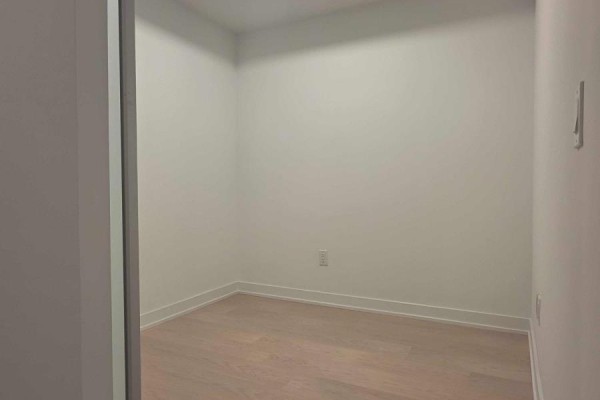 5708 - 252 Church Street, Toronto, ON M5B0E6 Photo 3