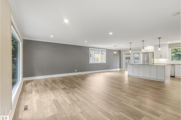 5708 144 St Nw, Edmonton, AB, photo 3