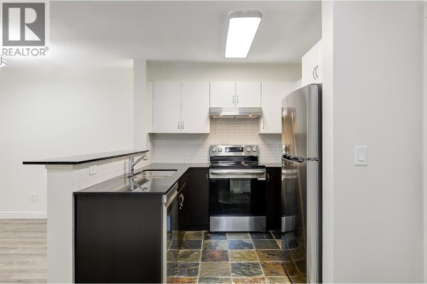 571 Yates Road Unit# 304, Kelowna, BC, photo 3