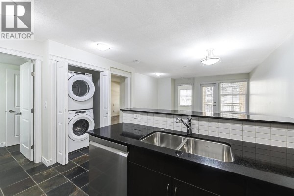 4pc Bathroom - 571 Yates Road Unit# 304, Kelowna, BC V1V2V5 Photo 5