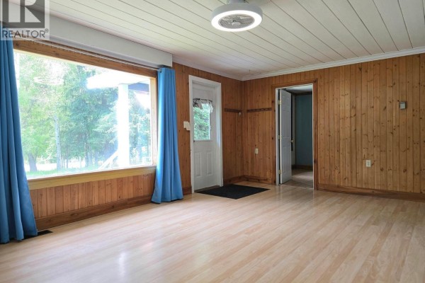 Bedroom 2 - 5710 Horsefly Road, Horsefly, BC V0L1L0 Photo 5
