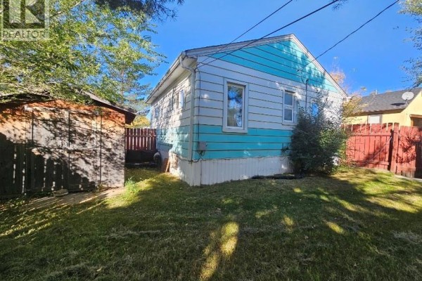 Bedroom - 572 103rd Street, North Battleford, SK S9A1J7 Photo 4