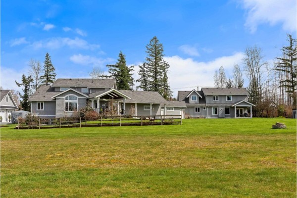 5721 224 Street, Langley, BC V2Y2M1 Photo 4