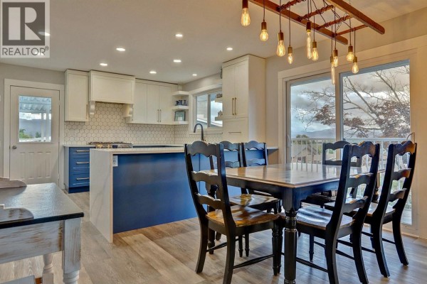 Kitchen - 5723 Richards Crescent, Vernon, BC V1B3R1 Photo 5
