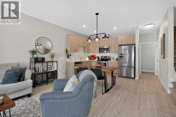Kitchen - 573 Canals Crossing Sw, Airdrie, AB T4B4L3 Photo 4
