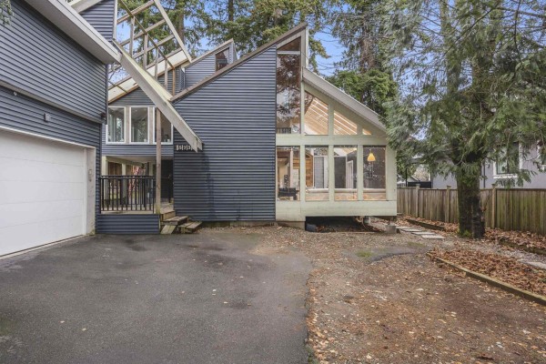 5730 132a Street, Surrey, BC V3X2T3 Photo 4