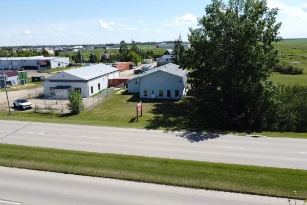 5735-40 Ave, Wetaskiwin, AB T9A2Z1 Photo 4