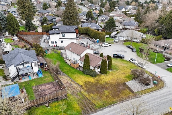 5737 190 Street, Surrey, BC V3S7M5 Photo 4