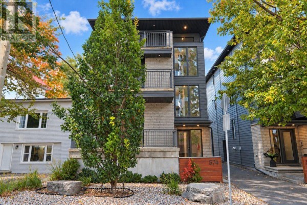574 Byron Avenue, Ottawa, ON K2A0E4 Photo 3