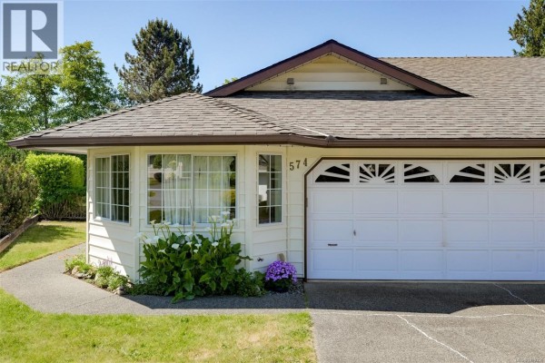 574 Cedar Cres, Cobble Hill, BC, photo 3