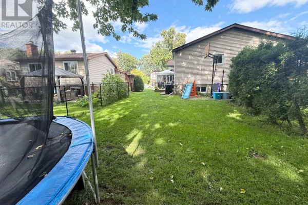 574 Lynwood Drive, Cornwall, ON K6H5X5 Photo 5