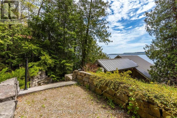 Bedroom - 574 Mallory Beach Road, South Bruce Peninsula, ON N0H2T0 Photo 4