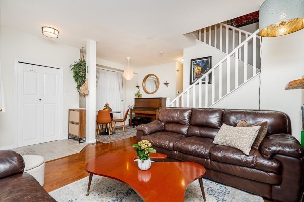 5746 149 Street, Surrey, BC V3S8W7 Photo 3
