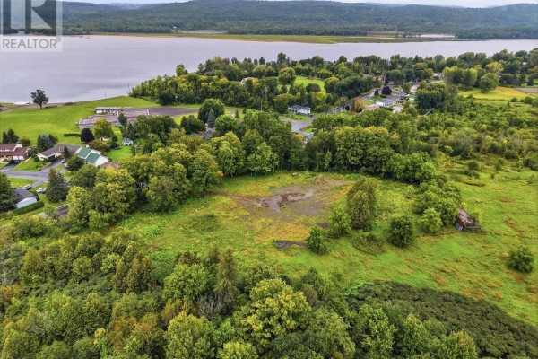 575 Front Road W, Champlain, ON, photo 3