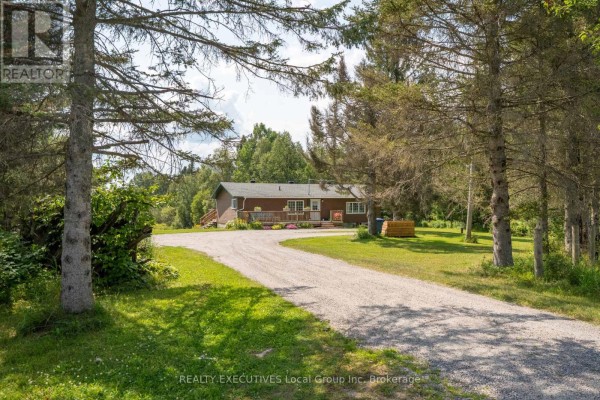 575 Golf Course Road, Chisholm, ON, photo 3