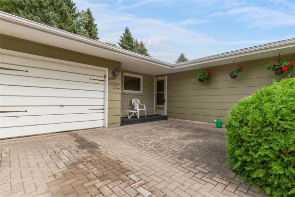 575 Hanover Street, Steinbach, MB, photo 3