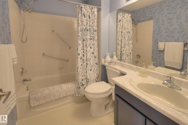 Den - 5751 189 St Nw, Edmonton, AB T6M2G8 Photo 5