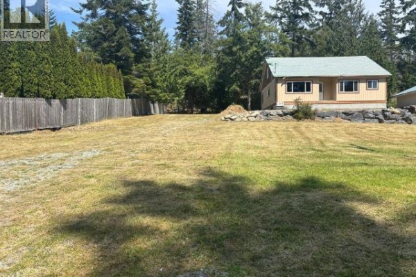 Laundry room - 5759 Gillies Bay Rd Road, Texada Island, BC V0N3K0 Photo 5