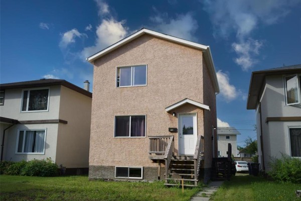 Kitchen - 576 Johnson Avenue, Winnipeg, MB R2L1A8 Photo 2